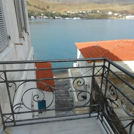 דירה Mansion At Chora In