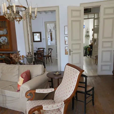 דירה Mansion At Chora In