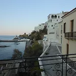 Mansion At Chora In * Ándros