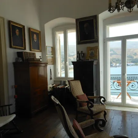 Mansion At Chora In Ándros